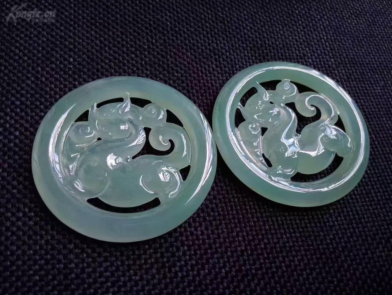 珍品翡翠 冰種晴水綠貔貅對(duì)牌，一枚一世界