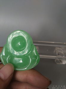天然翡翠A貨佛掛件 純凈無染，禪心佛語